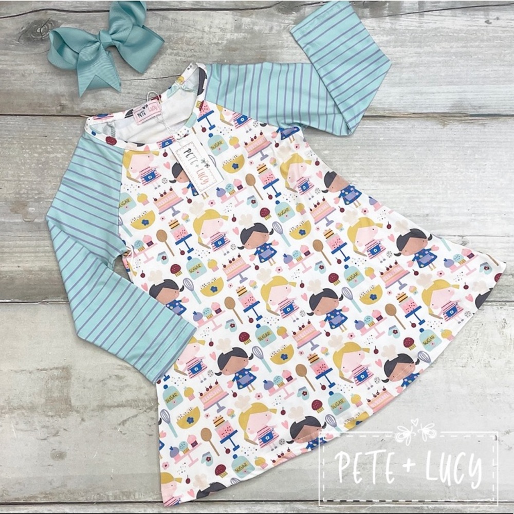 NWT Pete+Lucy Dress Mommy's Kitchen Helper